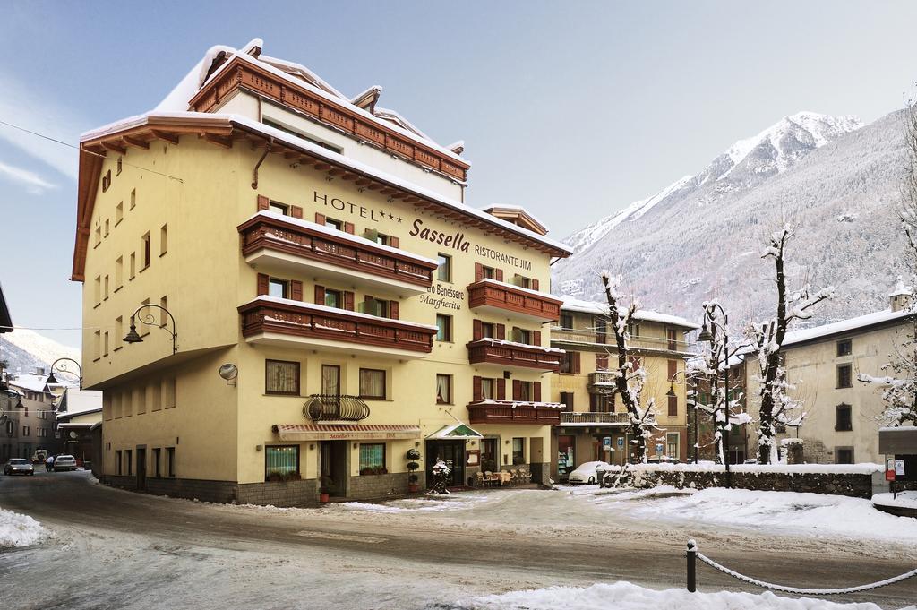 Hotel Sassella Grosio Exterior photo